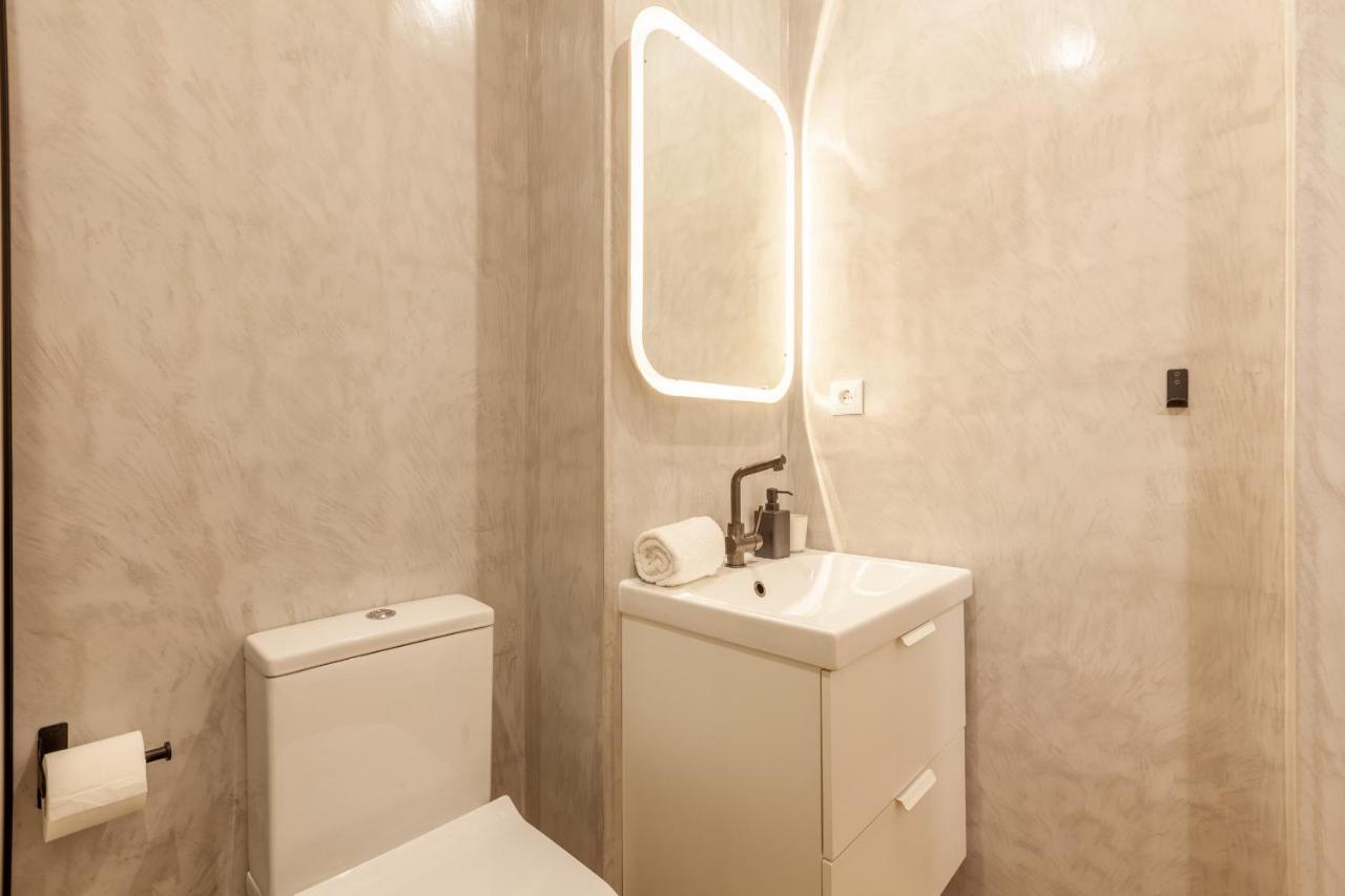 D&S - Crocodile House S. Bento Apartments ポルト エクステリア 写真