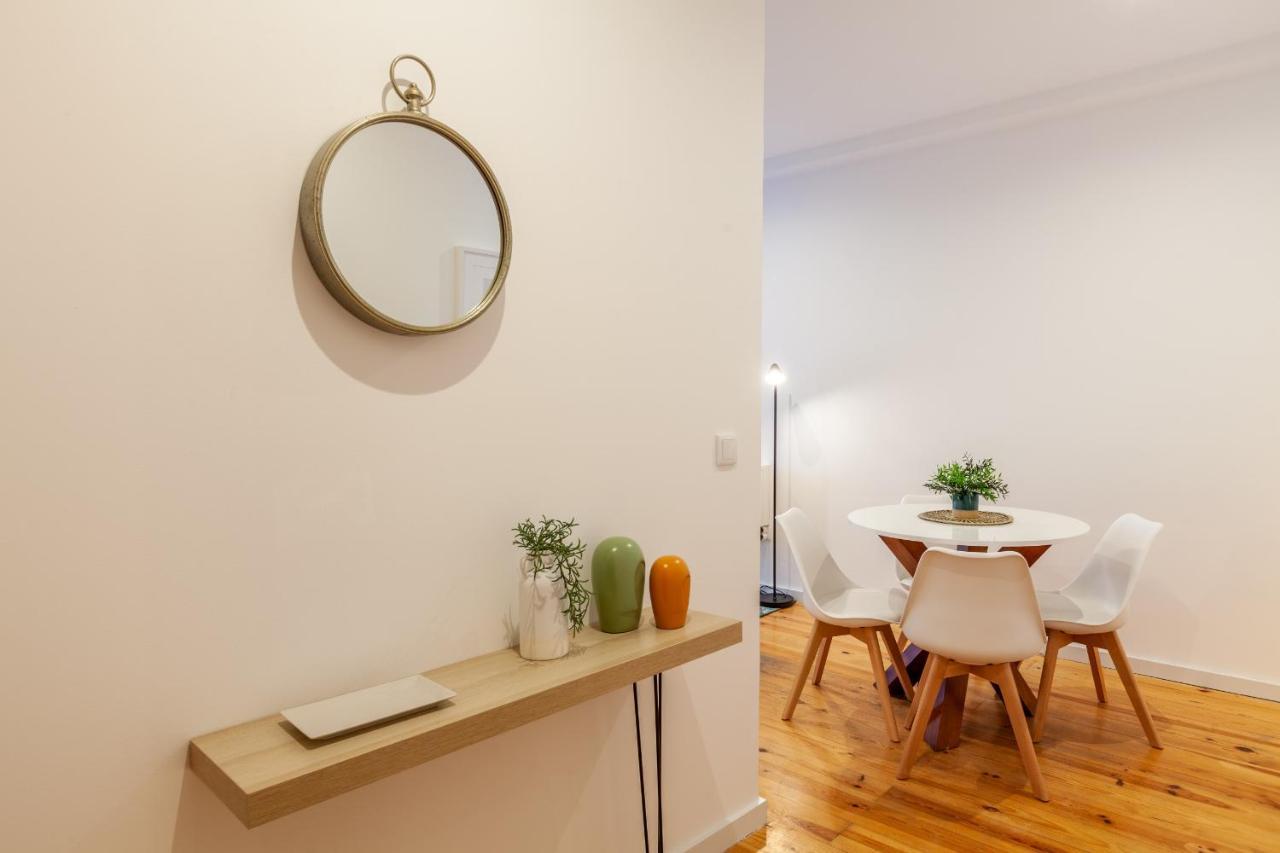 D&S - Crocodile House S. Bento Apartments ポルト エクステリア 写真